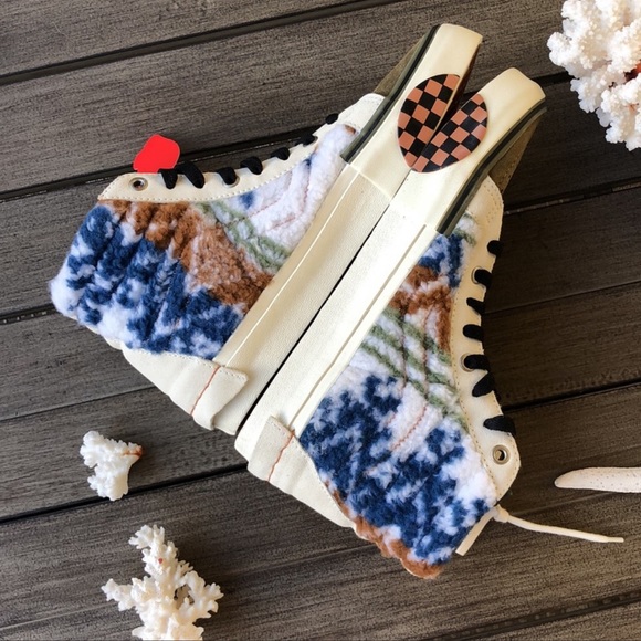 🌴🔆VANS- HI TOPS ZIPPER CARPET AWESOMENESS🔆🌴 - Picture 12 of 14